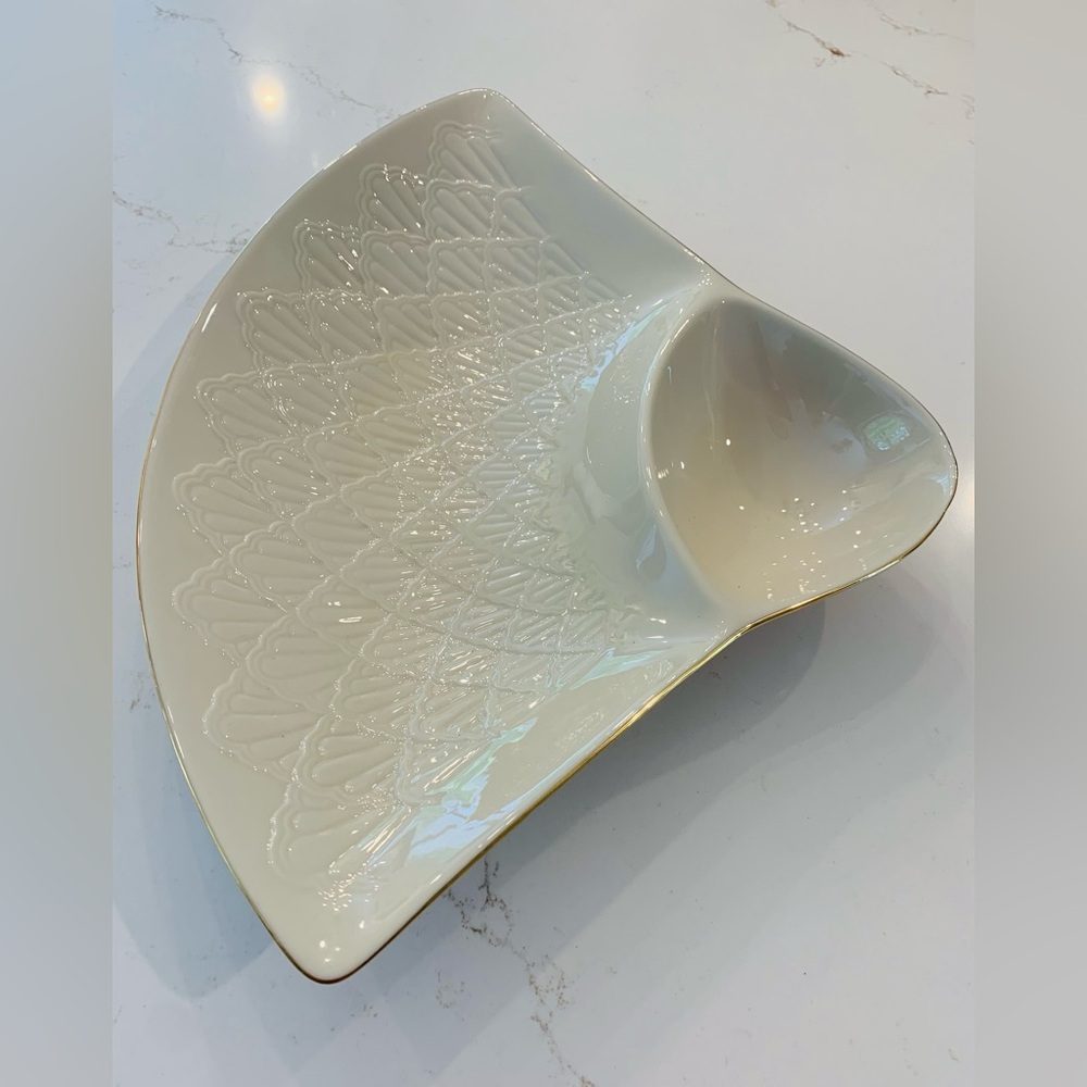 Lenox 16”  Serving Platter 16” x 12” NEW Unused Shell shaped - Picture 7 of 16